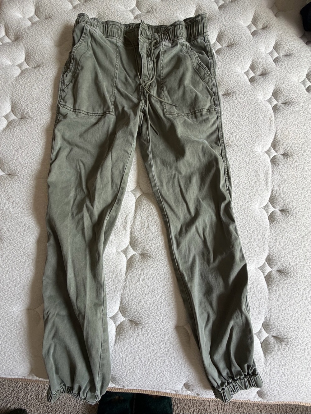 American eagle Olive Green Drawstring Jogger Pants